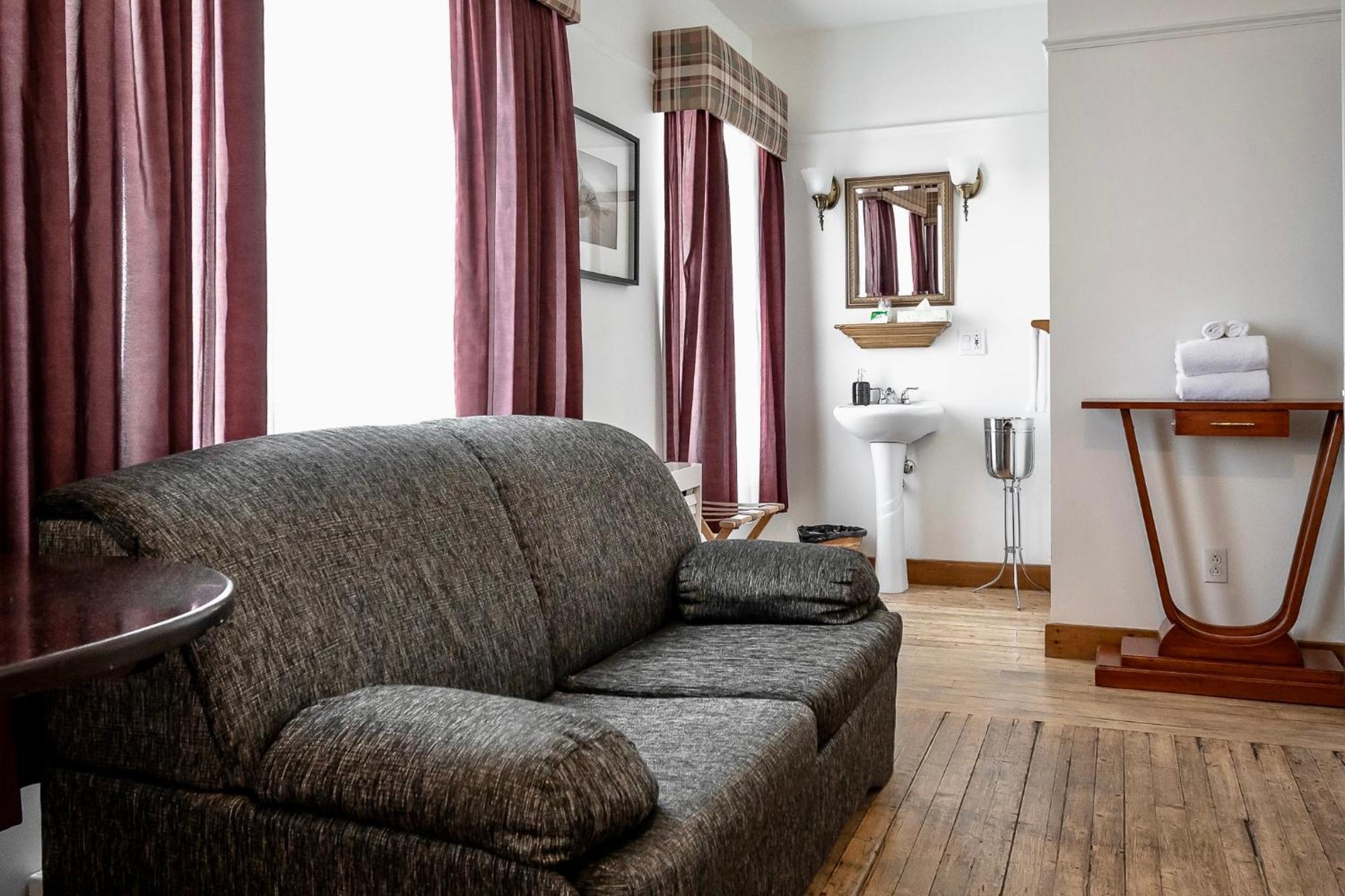 Auberge De La Vieille Maison Rimouski Esterno foto